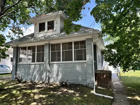 1046 Lafayette St, Lasalle, IL 61301
