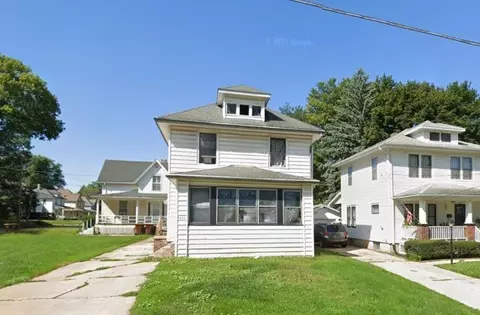 1254 S Chicago Ave, Freeport, IL 61032