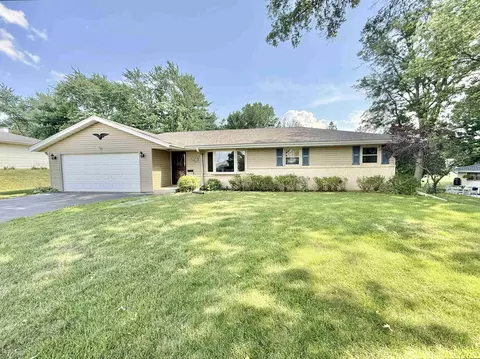 2795 Cascade Dr, Rockford, IL 61109