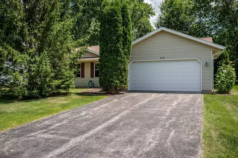 508 SW Constitution Dr, Poplar Grove, IL 61065