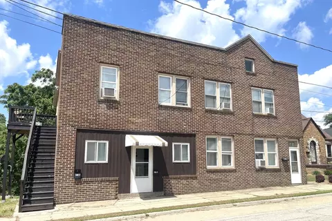 314 Peru St, Peru, IL 61354