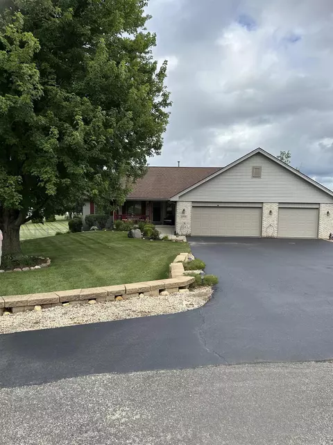 Exterior - 5338 E Aspen Ct, Byron, IL 61010 photo 6 of 8