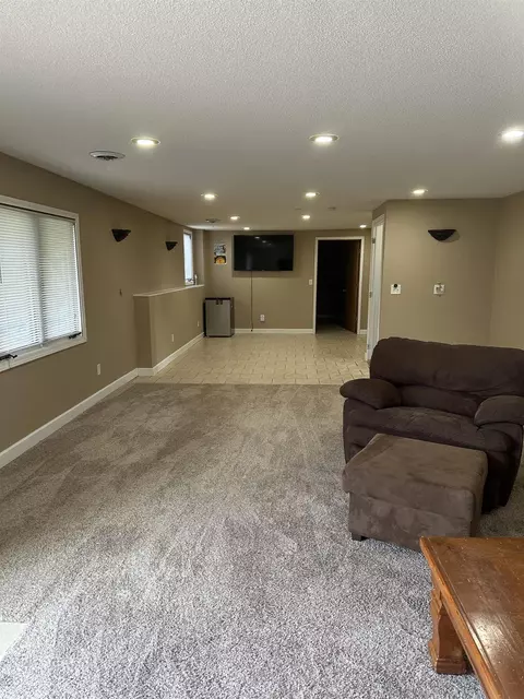 Living - 5338 E Aspen Ct, Byron, IL 61010 photo 5 of 5