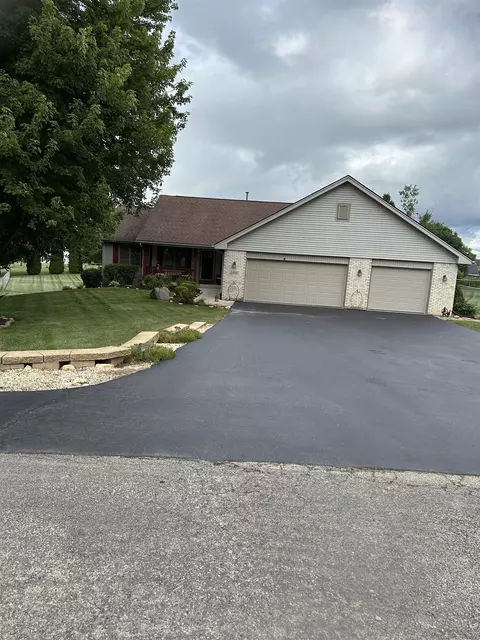 Exterior - 5338 E Aspen Ct, Byron, IL 61010 photo 2 of 8