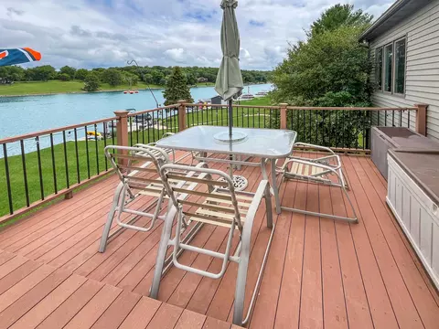Exterior - 5-212 Heathcliff Dr, Lanark, IL 61046 photo 6 of 17