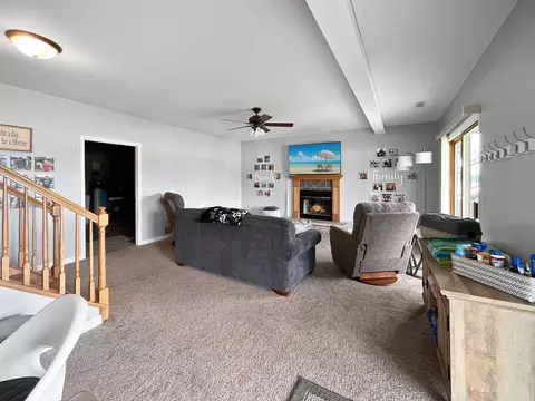 Living - 5-212 Heathcliff Dr, Lanark, IL 61046 photo 9 of 12