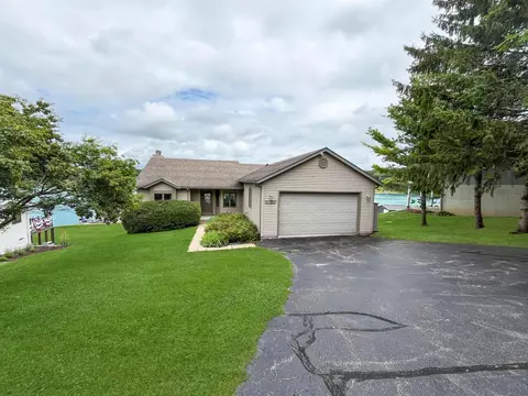 Exterior - 5-212 Heathcliff Dr, Lanark, IL 61046 photo 16 of 17