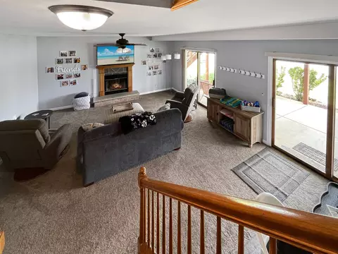 Living - 5-212 Heathcliff Dr, Lanark, IL 61046 photo 8 of 12