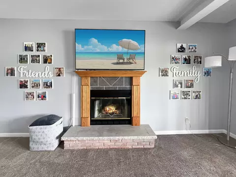 Living - 5-212 Heathcliff Dr, Lanark, IL 61046 photo 10 of 12