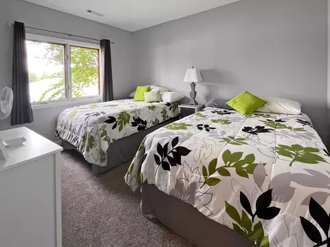 Bedroom - 5-212 Heathcliff Dr, Lanark, IL 61046 photo 5 of 6