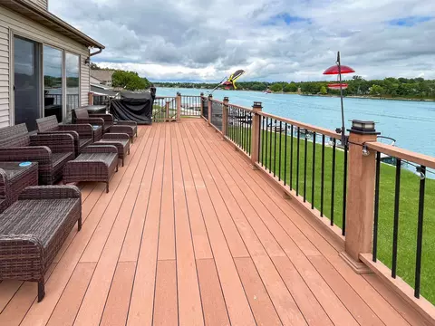 Exterior - 5-212 Heathcliff Dr, Lanark, IL 61046 photo 5 of 17