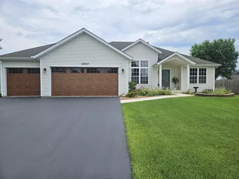 15607 Bombay Blvd, South Beloit, IL 61080