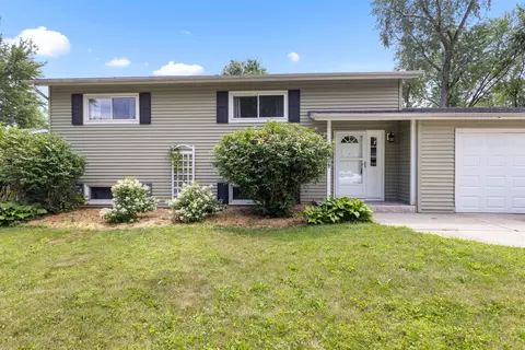 4809 Cayuga Rd, Rockford, IL 61107