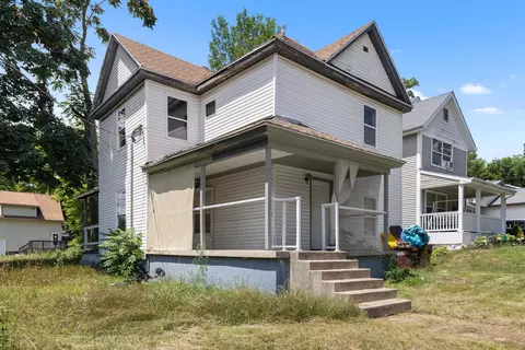 402 Irving Ave, Rockford, IL 61101