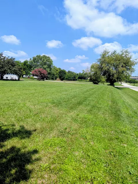 1049 Drexel, Lake Summerset, IL 61019