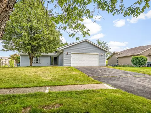 606 Jarvis Dr, Winnebago, IL 61088