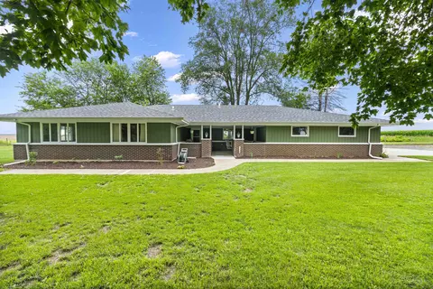 8238 Kelley Rd, Winnebago, IL 61088