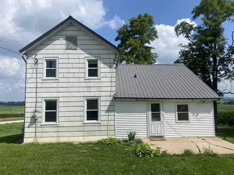 33 N Kent Road Cor, Kent, IL 61044