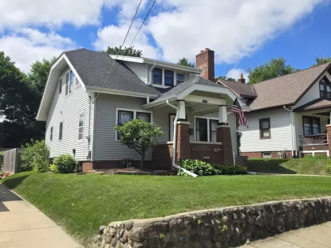 2321 11th Ave, Rockford, IL 61104