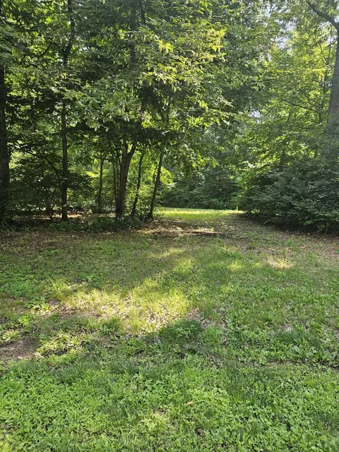 579 Lake Summerset Rd, Lake Summerset, IL 61019