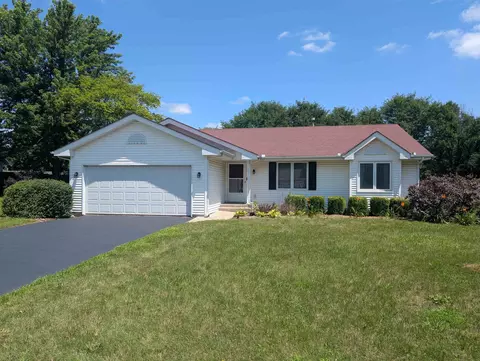 991 Prescott Dr, Rockford, IL 61108