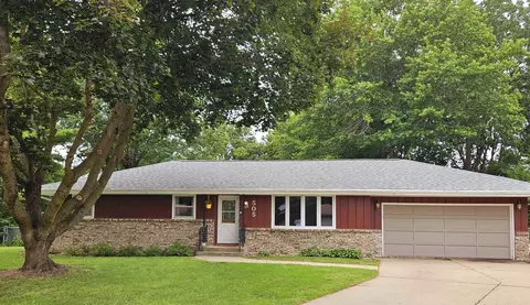 505 Blossom Ct, Machesney Park, IL 61115