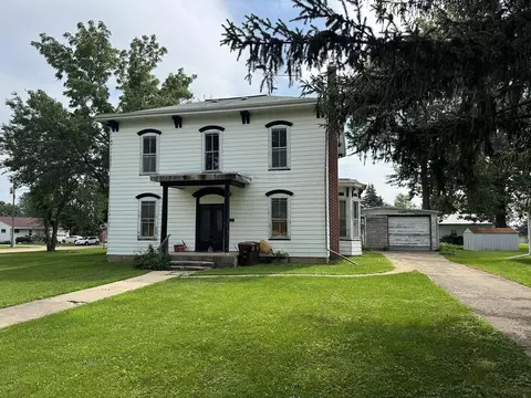 101 S Ridge St, Shannon, IL 61078