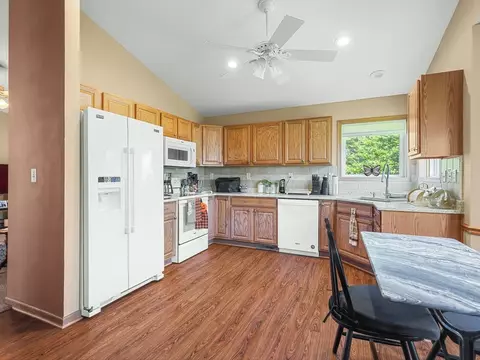 1217 Lake Summerset Rd, Lake Summerset, IL 61019 photo 8