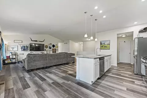 3728 Prairie Falcon Pass, Beloit, WI 53511 photo 8