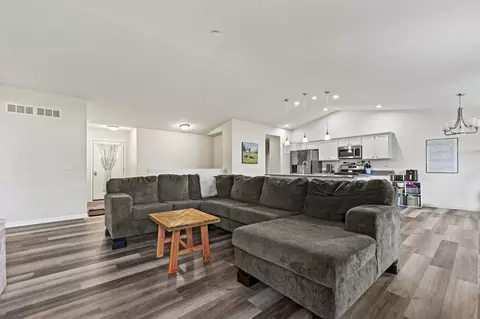 3728 Prairie Falcon Pass, Beloit, WI 53511 photo 4