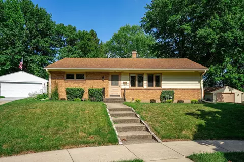 5 Thrush Cir, Rockford, IL 61107