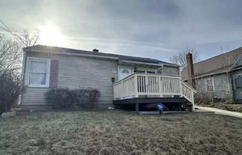 833 W Empire St, Freeport, IL 61032