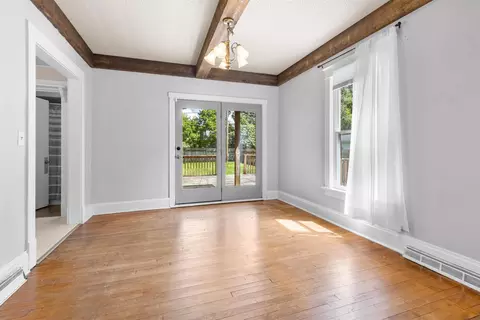 937 Elm St, Beloit, WI 53511 photo 5
