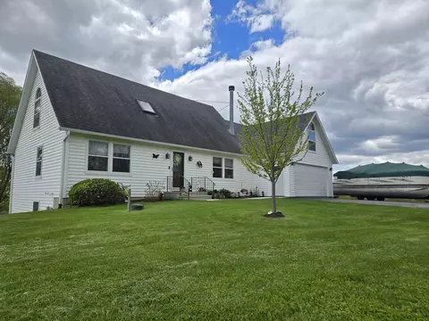 11 A24 Bunker Ln, Apple River, IL 61001