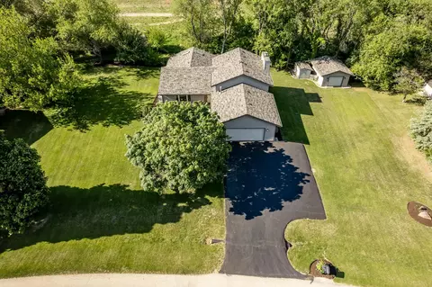 View/Area - 7812 Rhonda Dr, Roscoe, IL 61073 photo 1 of 5