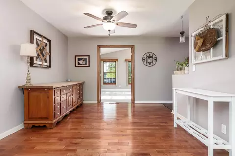 Entry Way - 7812 Rhonda Dr, Roscoe, IL 61073 photo 1 of 2