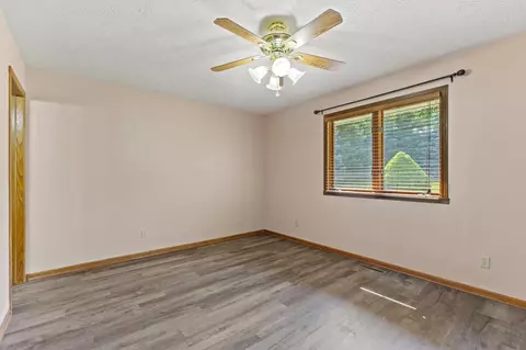 1726 Baintree Rd, Lake Summerset, IL 61019 photo 14