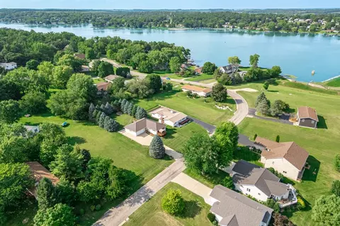 1726 Baintree Rd, Lake Summerset, IL 61019 photo 4
