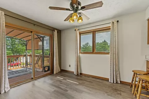 1726 Baintree Rd, Lake Summerset, IL 61019 photo 9