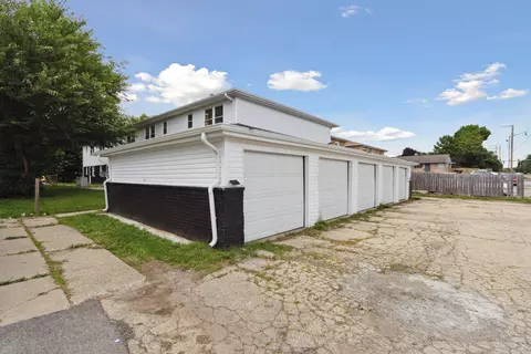 3428 Harrison St, Rockford, IL 61108