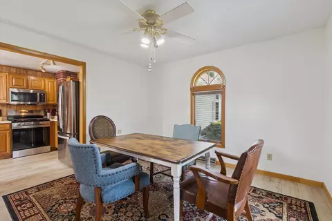 315 E 4th St, Byron, IL 61010 photo 18