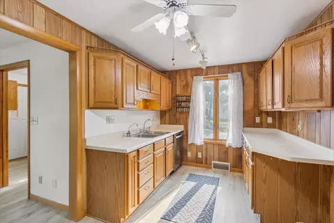 315 E 4th St, Byron, IL 61010 photo 16