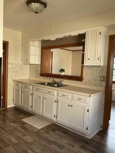 2015 Dresden Ave, Rockford, IL 61103 photo 7