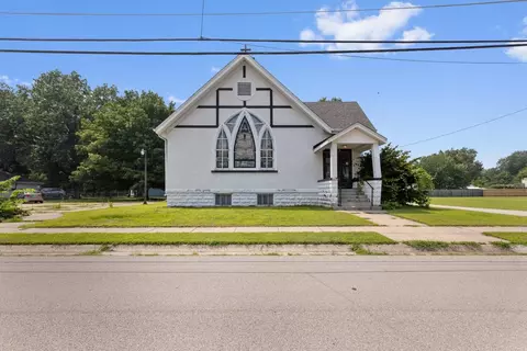 125 Lawrence St, Cherry Valley, IL 61016