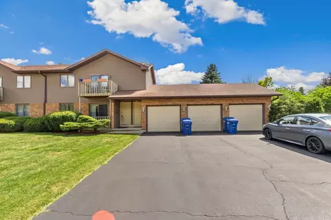 216 Pardridge, Dekalb, IL 60115
