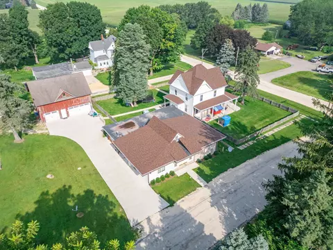 View/Area - 202 W Division St, Holcomb, IL 61043 photo 4 of 5