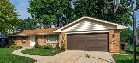 4604 Pepper Dr, Rockford, IL 61114