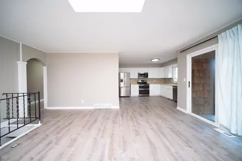 511 E Warren, Rockton, IL 61072 photo 5