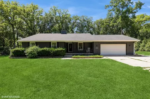 3203 Edwards St, Marengo, IL 60152