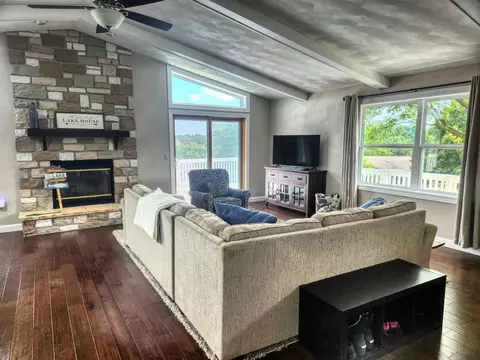 17-69 Lakeview Dr, Lanark, IL 61046 photo 8